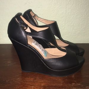 BCFootwear Platform Mary Janes size 8